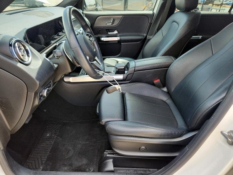 2021 MERCEDES-BENZ GLB 250 7