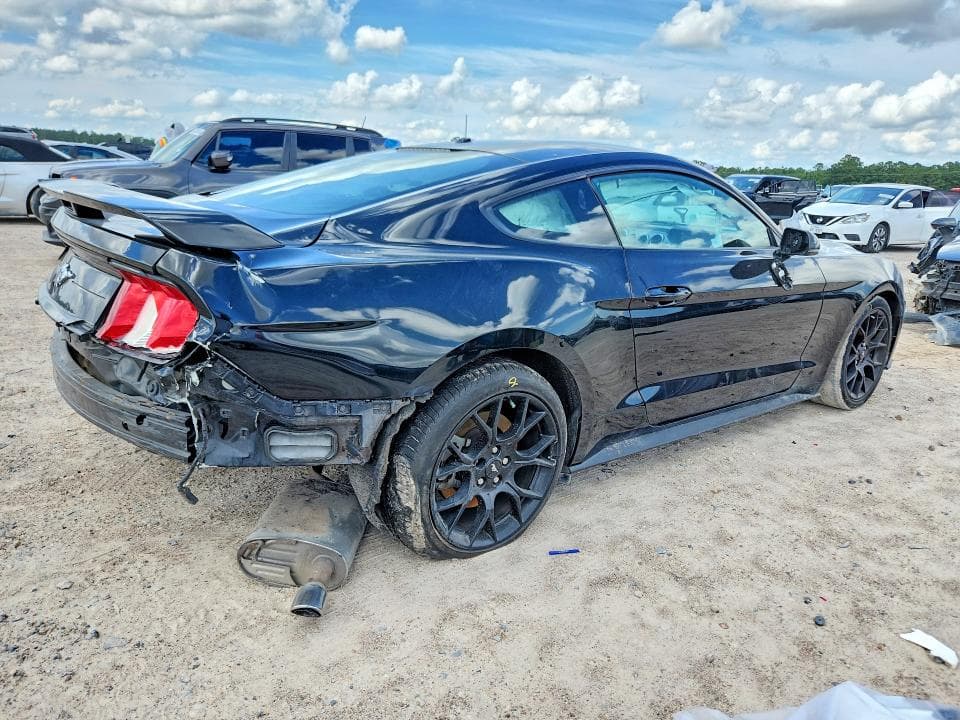 2018 FORD MUSTANG 3