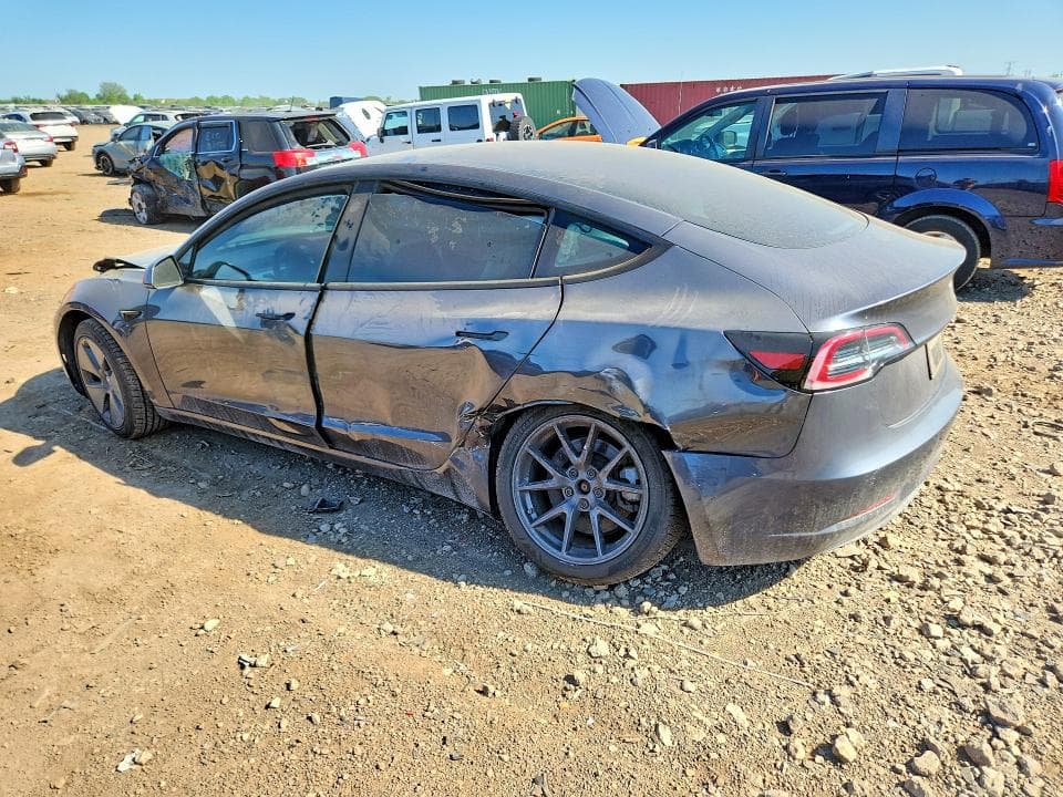 2022 TESLA MODEL 3 2