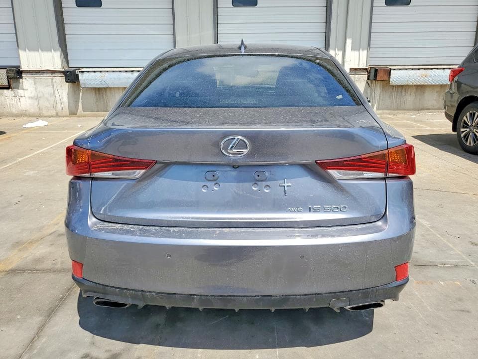 2017 LEXUS IS 300 6