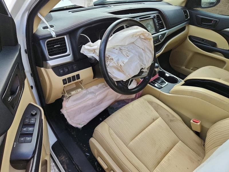 2019 TOYOTA HIGHLANDER LE PLUS LE PLUS 9