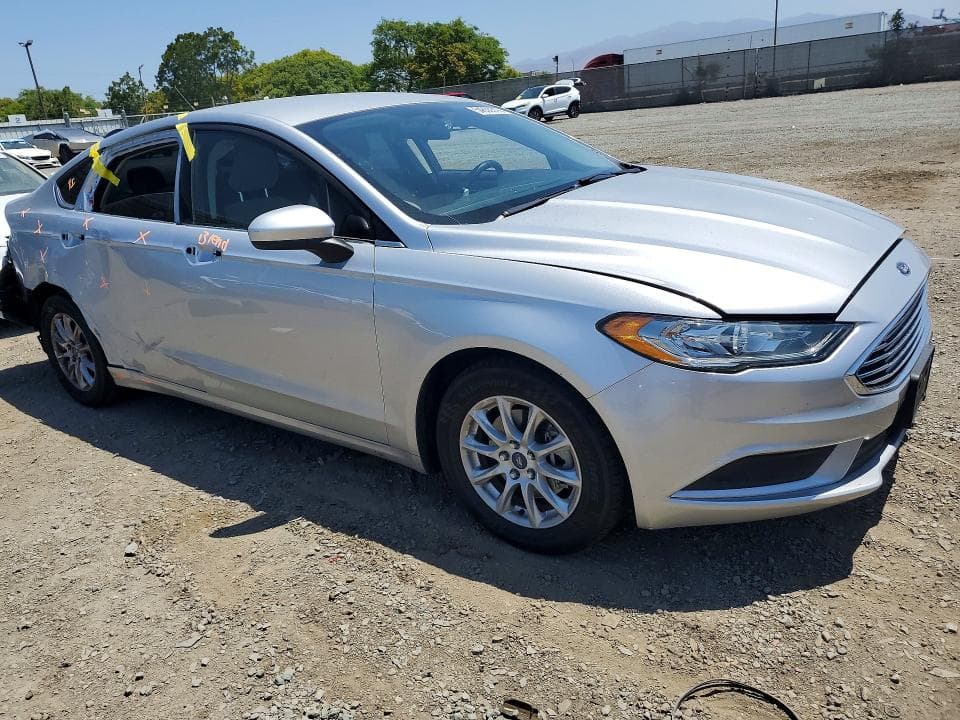 2018 FORD FUSION S 4