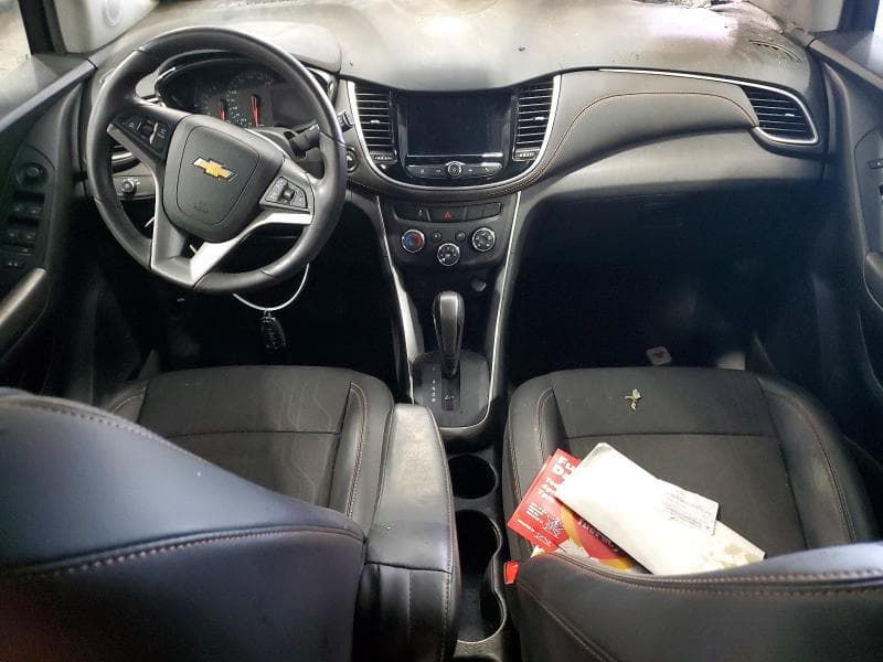2022 CHEVROLET TRAX 1LT 8