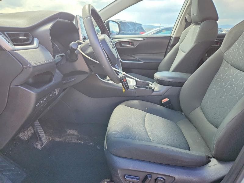 2021 TOYOTA RAV4 XLE XLE 7