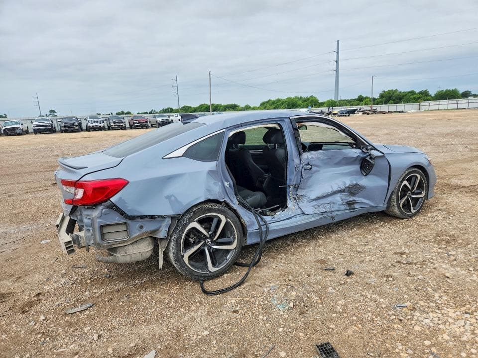 2022 HONDA ACCORD SPORT 3