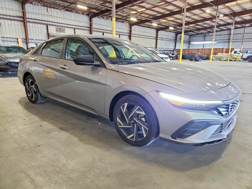 2025 HYUNDAI ELANTRA HYBRID SEL SPORT 4