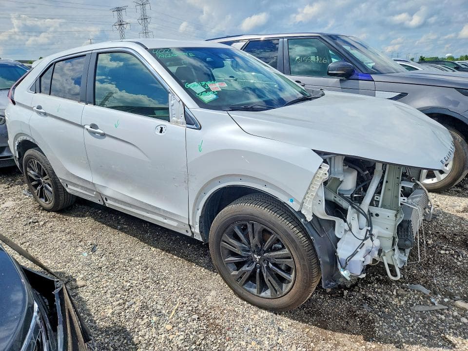 2024 MITSUBISHI ECLIPSE CROSS LE LE 4
