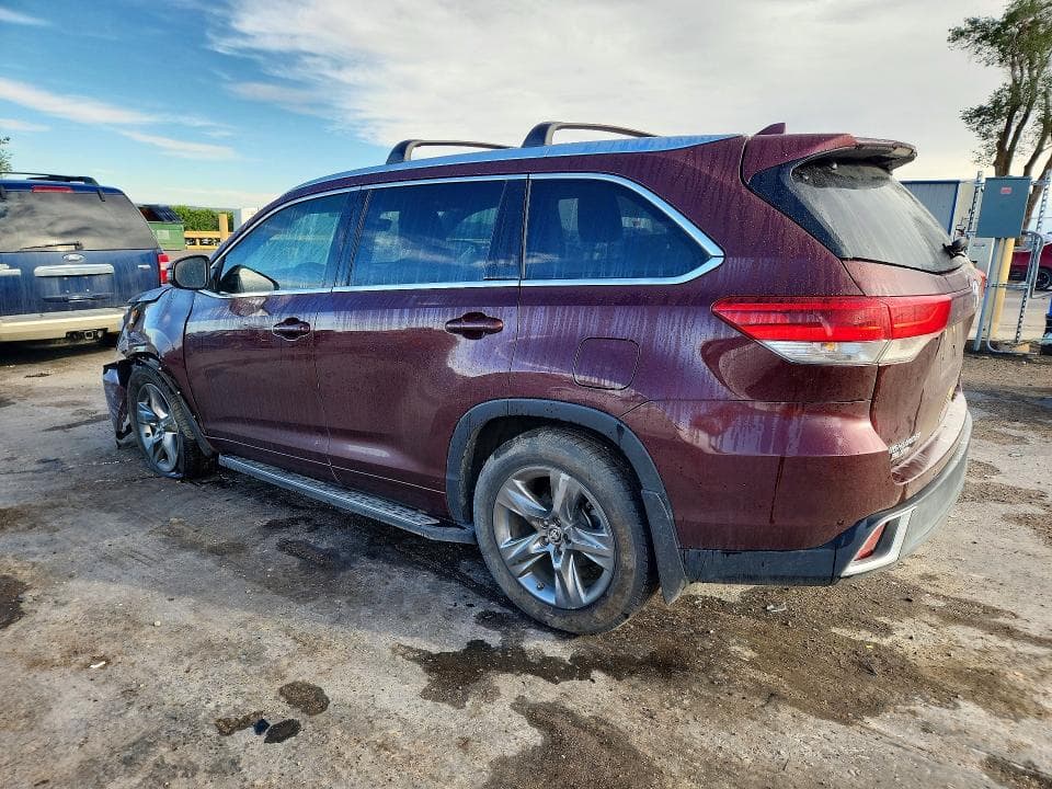 2019 TOYOTA HIGHLANDER LIMITED PLATINUM 2