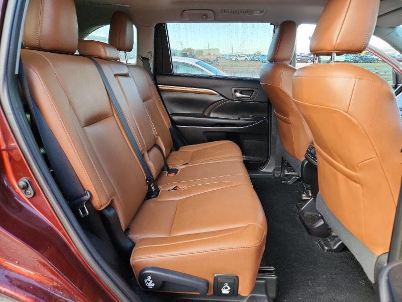 2019 TOYOTA HIGHLANDER LIMITED PLATINUM 11