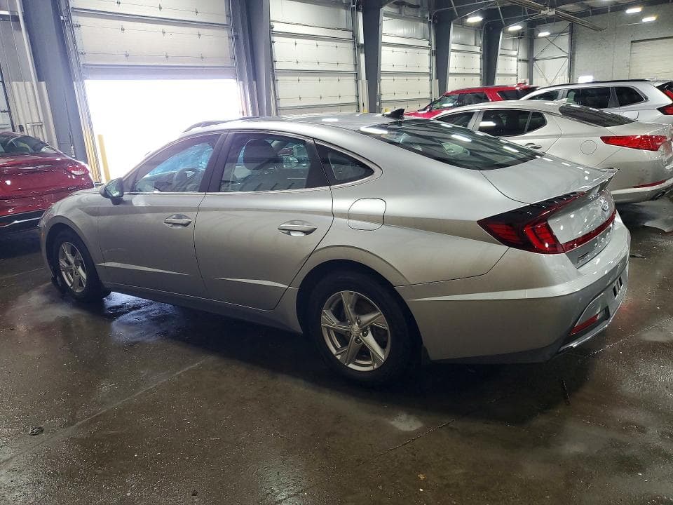 2022 HYUNDAI SONATA SE 2