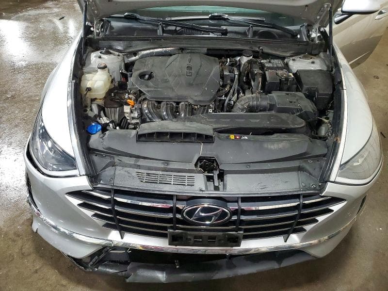 2022 HYUNDAI SONATA SE 11