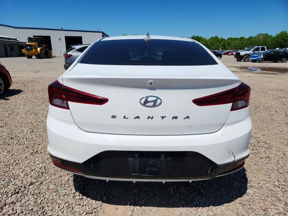 2020 HYUNDAI ELANTRA SEL 6