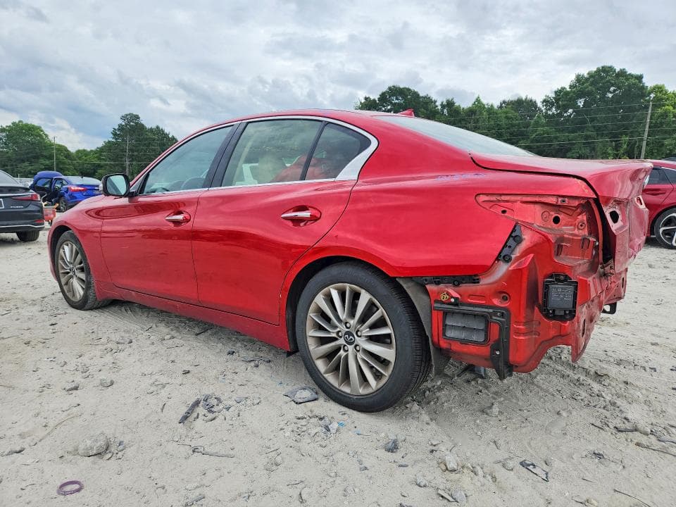 2021 INFINITI Q50 LUXE 2