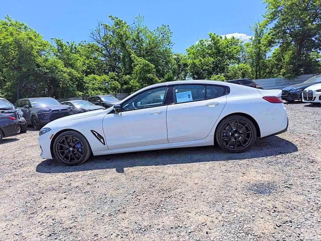 2026 BMW M850XI 15
