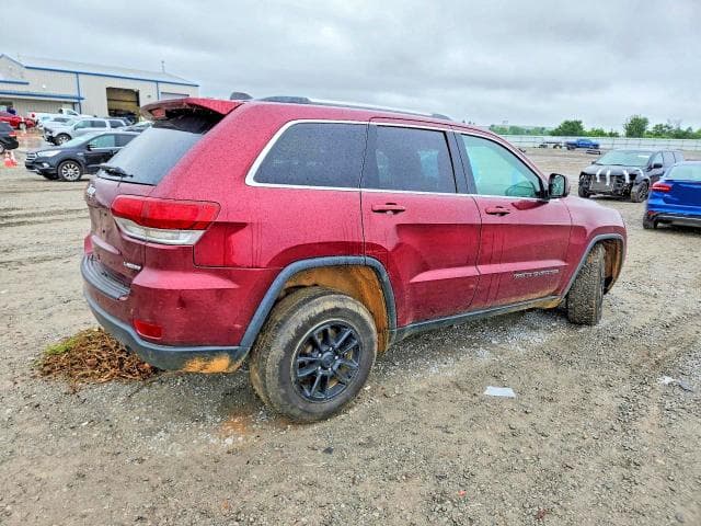 2020 JEEP GRAND CHEROKEE LAREDO 3