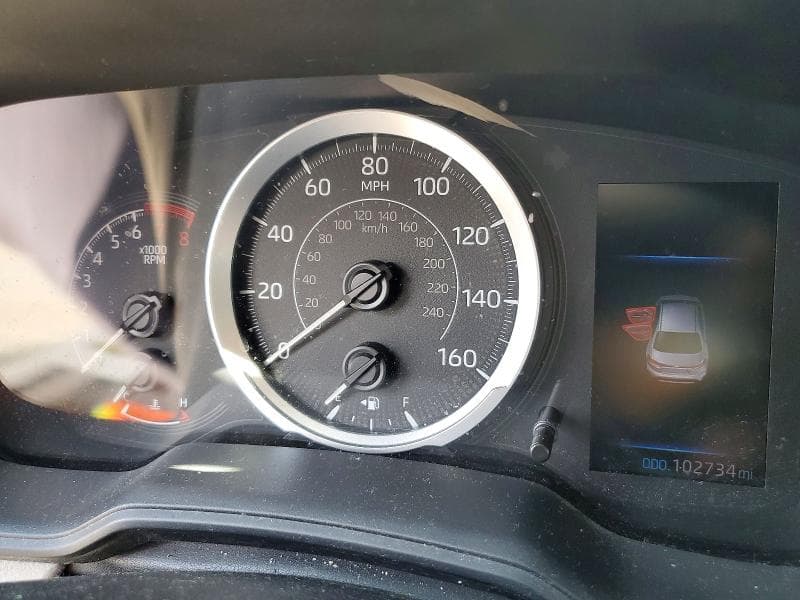 2021 TOYOTA COROLLA LE 9