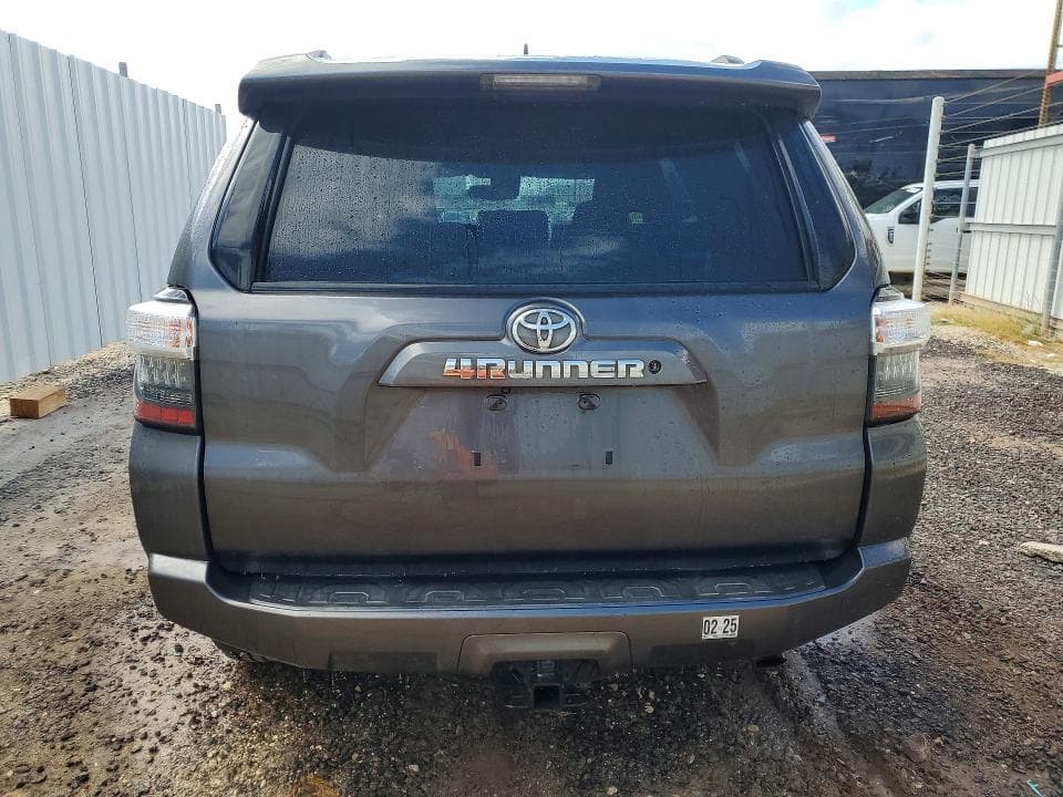 2020 TOYOTA 4RUNNER 6
