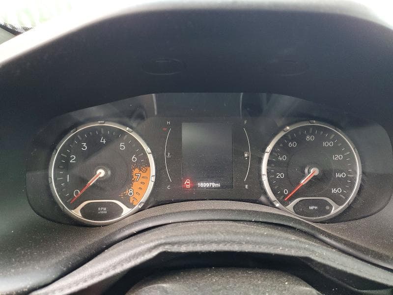 2018 JEEP RENEGADE LATITUDE 9