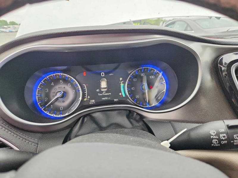 2018 CHRYSLER PACIFICA LIMITED 9