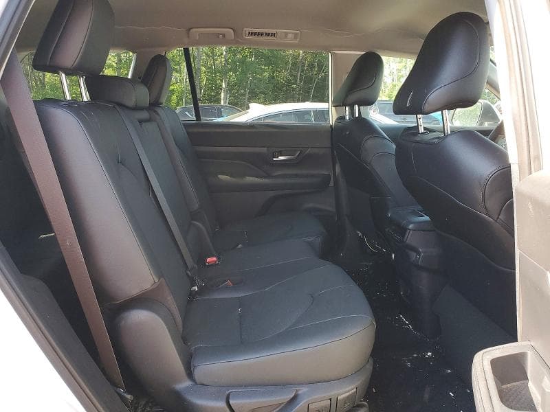 2025 TOYOTA GRAND HIGHLANDER HYBRID LE LE 11