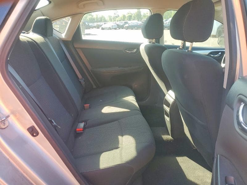 2019 NISSAN SENTRA S S 10