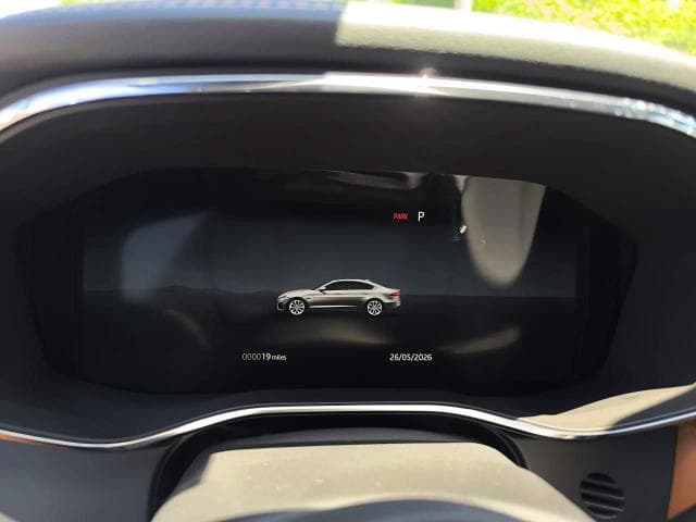 2024 JAGUAR XF R-DYNAMIC SE R-DYNAMIC SE 8