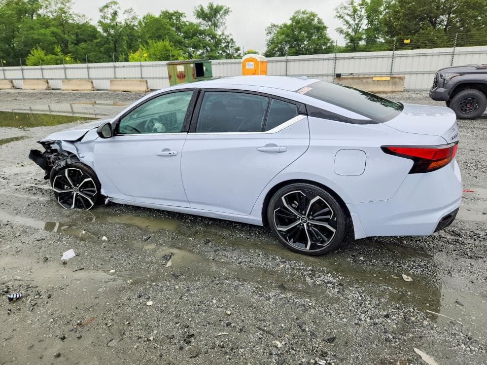 2024 NISSAN ALTIMA SR SR 2