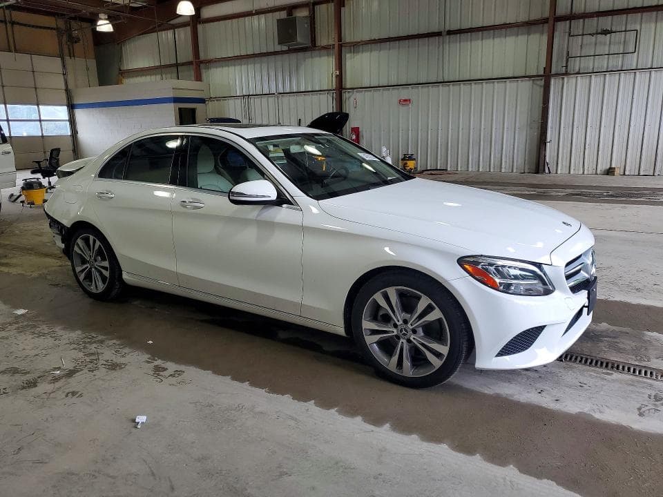 2019 MERCEDES-BENZ C 300 4