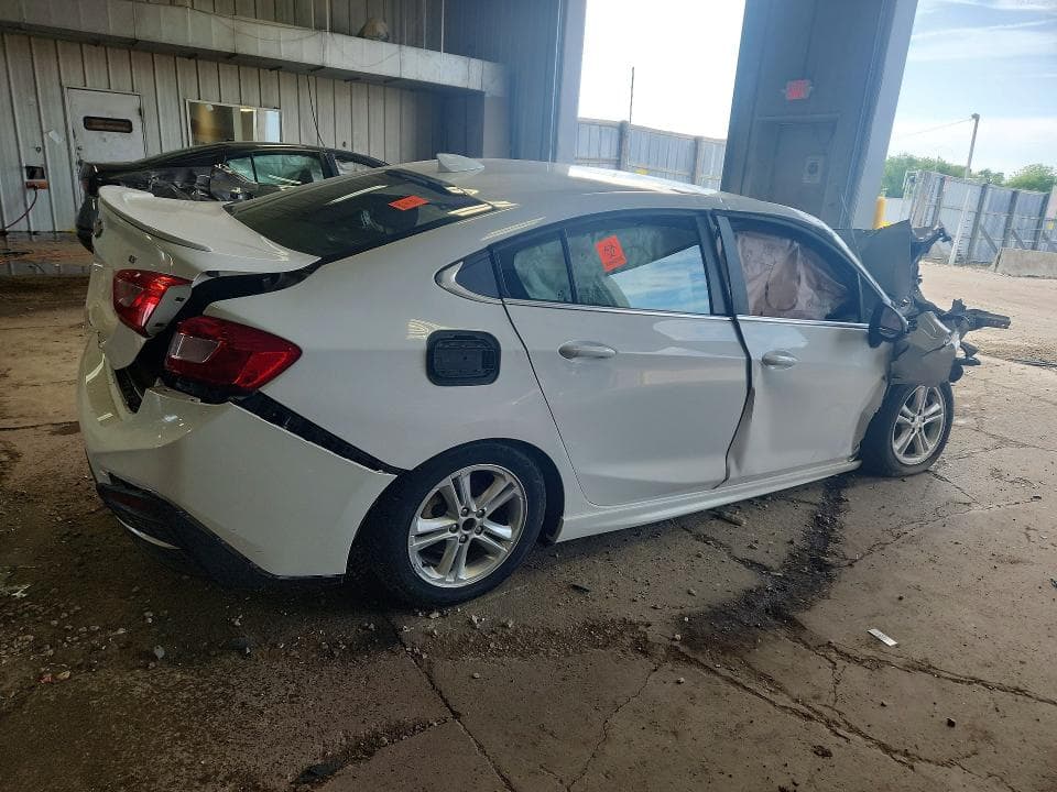 2017 CHEVROLET CRUZE LT 3