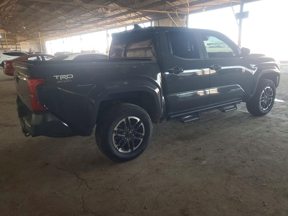 2025 TOYOTA TACOMA TRD SPORT 3