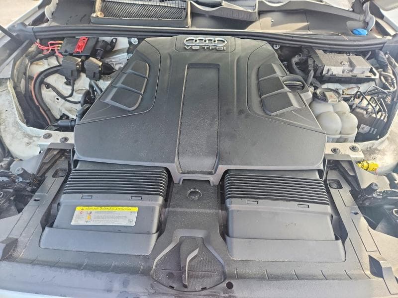 2017 AUDI Q7 11