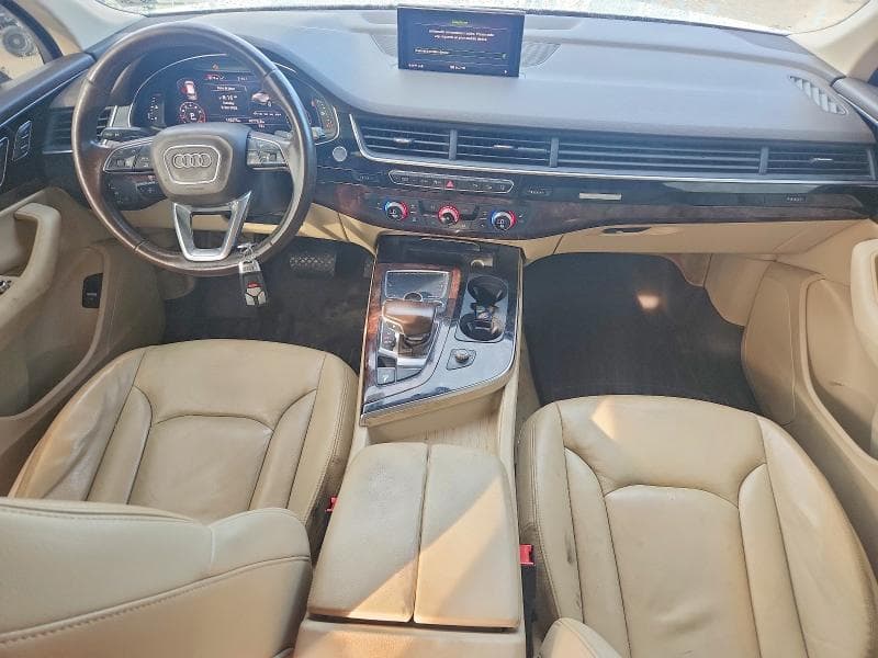 2017 AUDI Q7 8