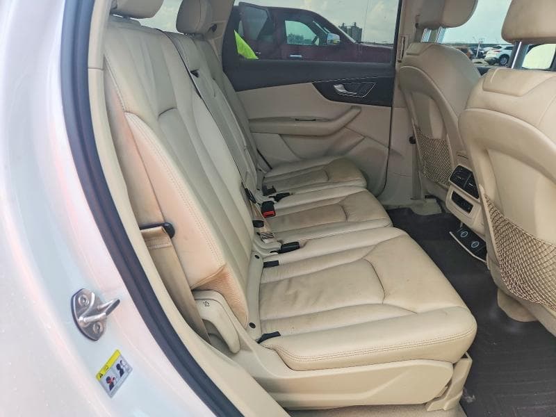 2017 AUDI Q7 10