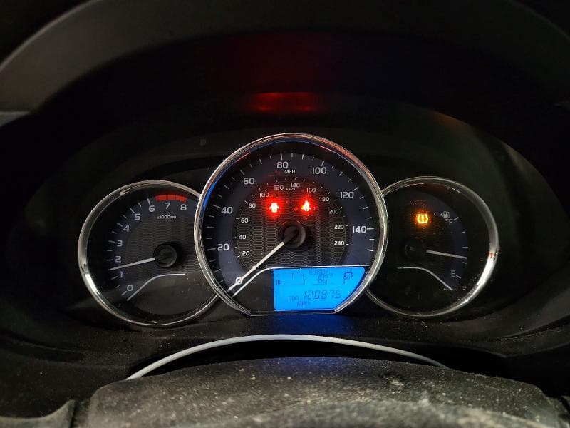 2016 TOYOTA COROLLA LE LE 9