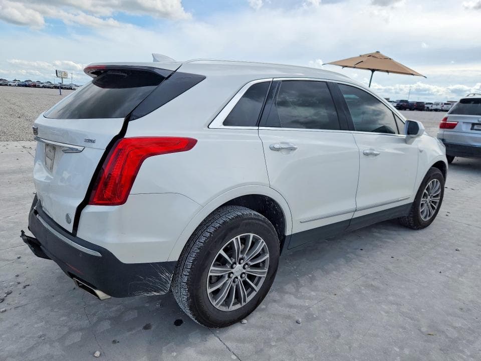 2018 CADILLAC XT5 LUXURY LUXURY 3