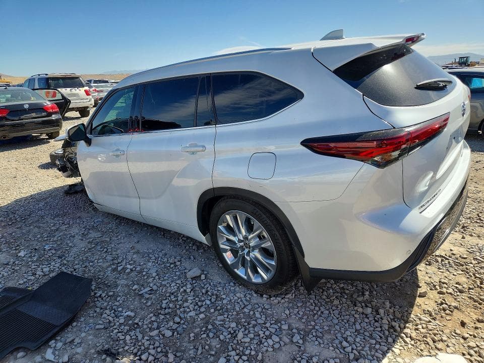 2024 TOYOTA HIGHLANDER LIMITED 2