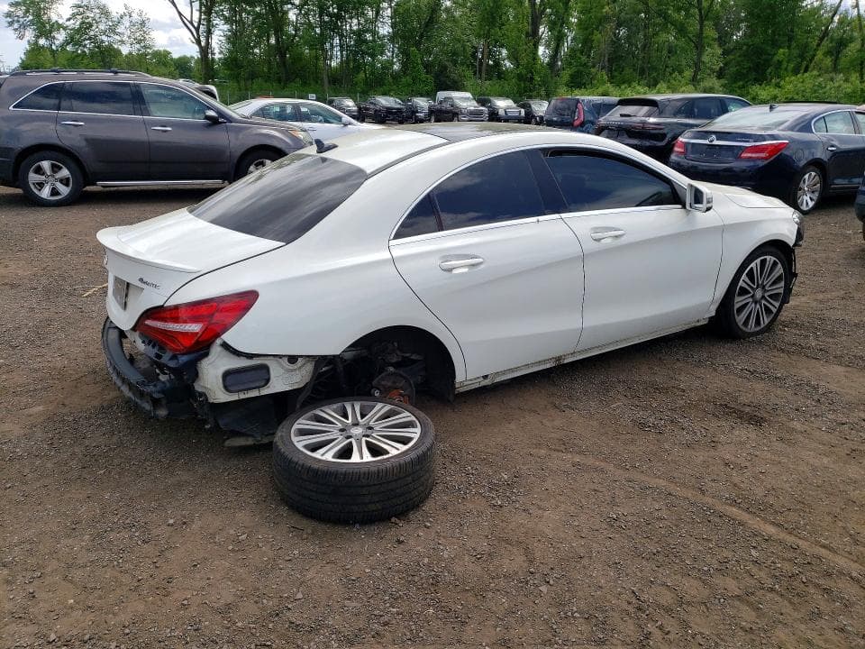 2018 MERCEDES-BENZ CLA 250 4MATIC 3