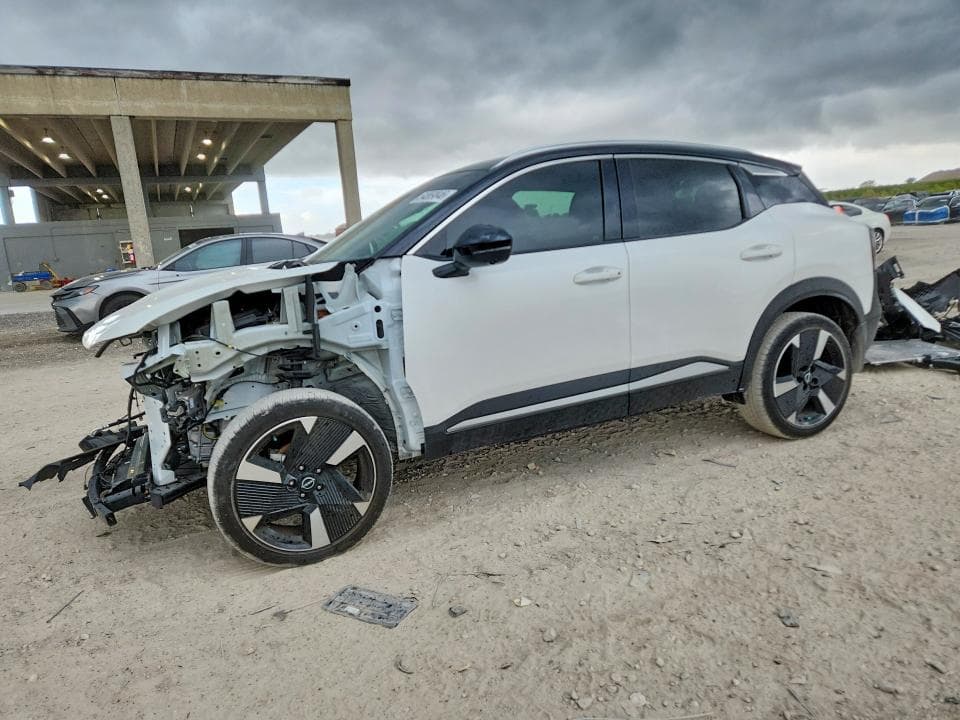 2025 NISSAN KICKS SR - 1