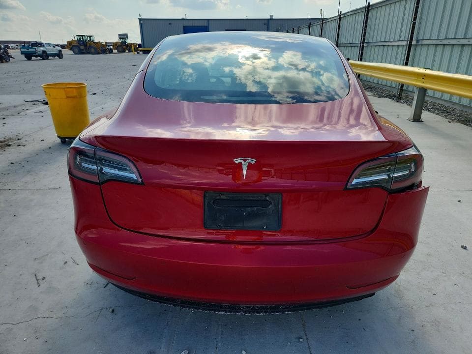 2021 TESLA MODEL 3 6