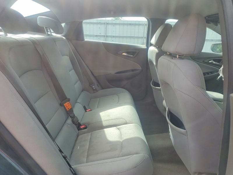 2019 CHEVROLET MALIBU LS 10