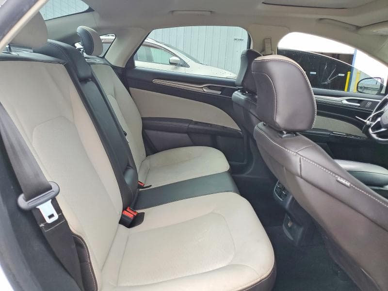 2020 FORD FUSION SE 10
