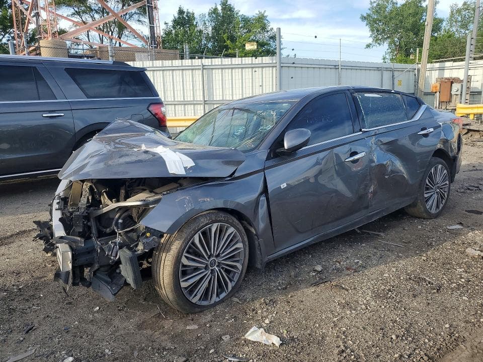 2024 NISSAN ALTIMA 1