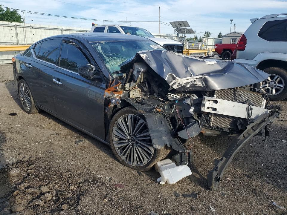 2024 NISSAN ALTIMA 5
