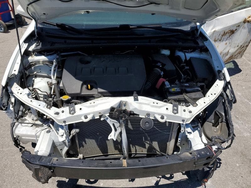 2016 TOYOTA COROLLA LE 11