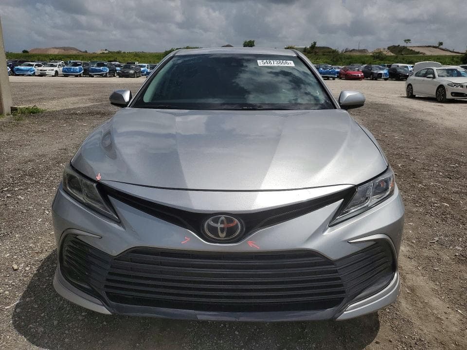2021 TOYOTA CAMRY LE 5