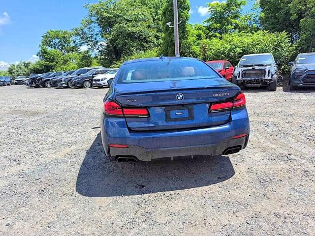 2023 BMW M550XI 6