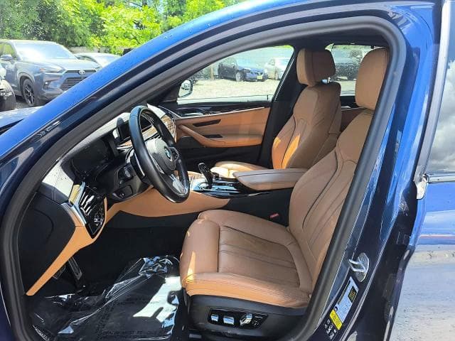 2023 BMW M550XI 7