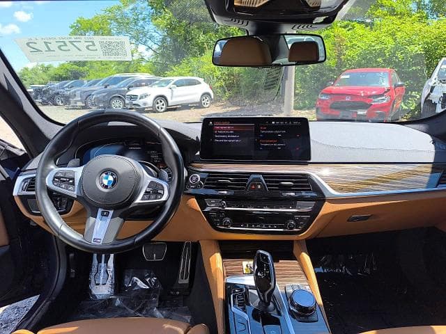 2023 BMW M550XI 9