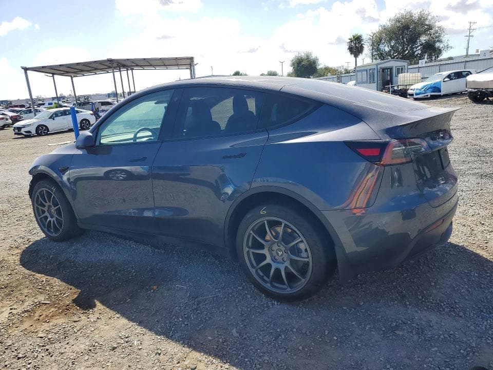 2023 TESLA MODEL Y 2
