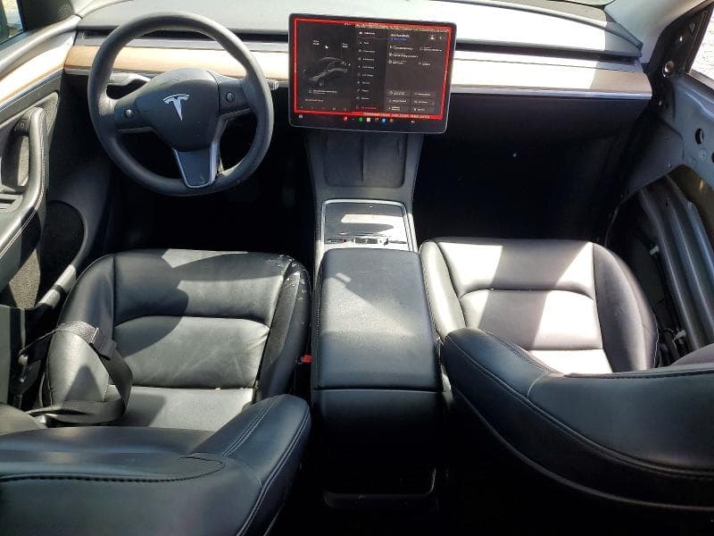 2023 TESLA MODEL Y 8